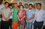 Manoj Bajpai, Usha Uthup, Manoj Tiwari at Manoj Tiwari_s house warming party in Andheri, Mumbai on 23rd July 2012 (30).JPG